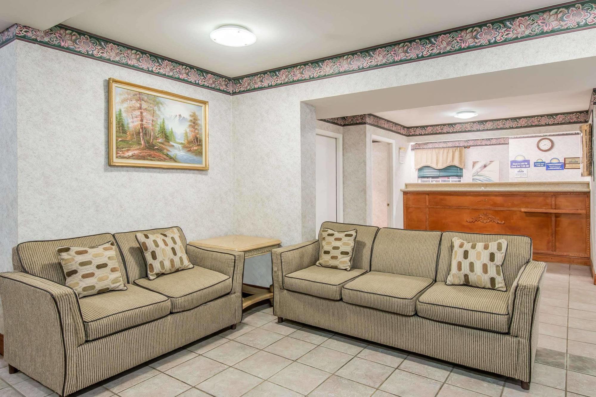 Days Inn By Wyndham Berlin Voorhees Εξωτερικό φωτογραφία