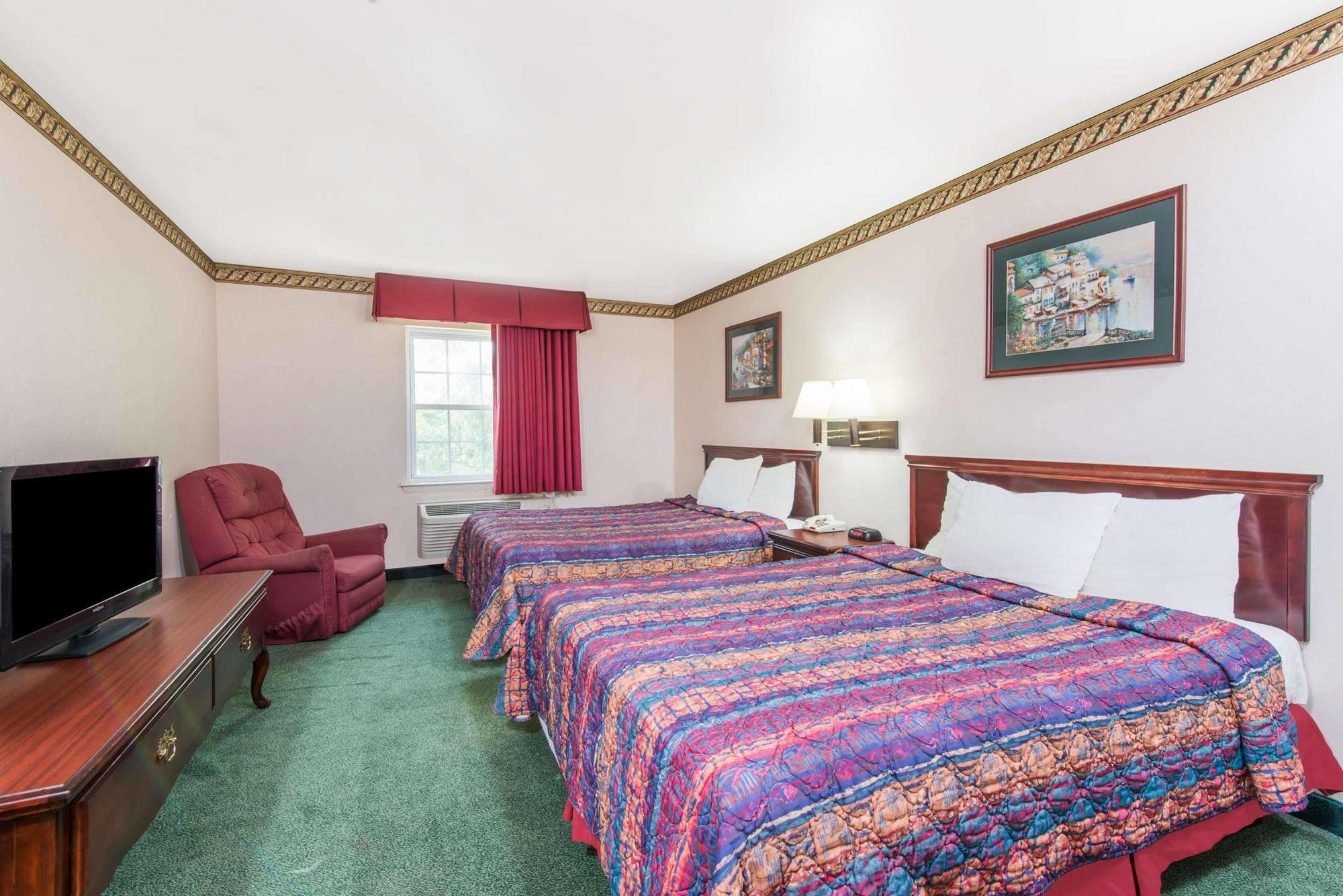 Days Inn By Wyndham Berlin Voorhees Εξωτερικό φωτογραφία