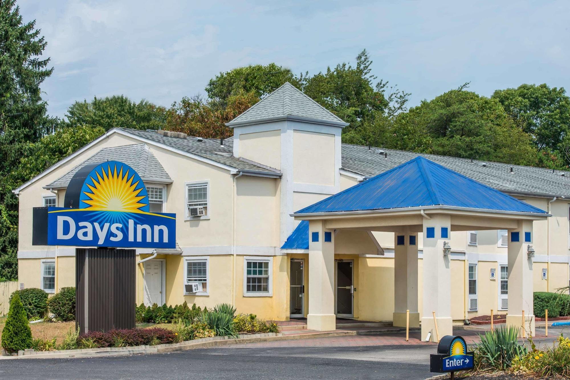 Days Inn By Wyndham Berlin Voorhees Εξωτερικό φωτογραφία